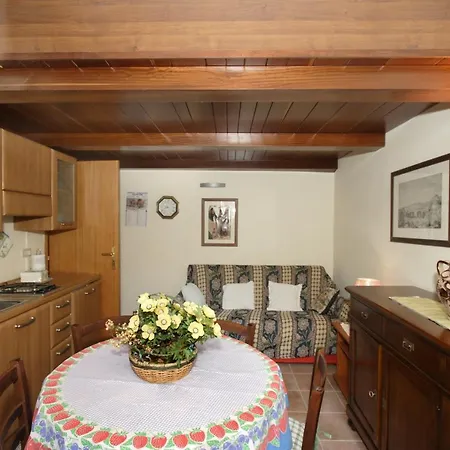 Apartment 4